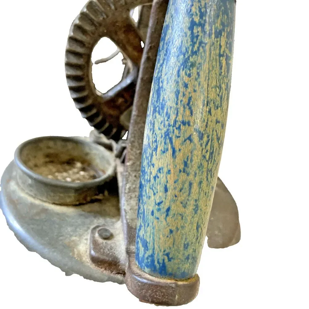 ANTIQUE BUTTER CHURN JAR LID PADDLE CRANK SCREW TOP 4.5” Diameter NO JAR